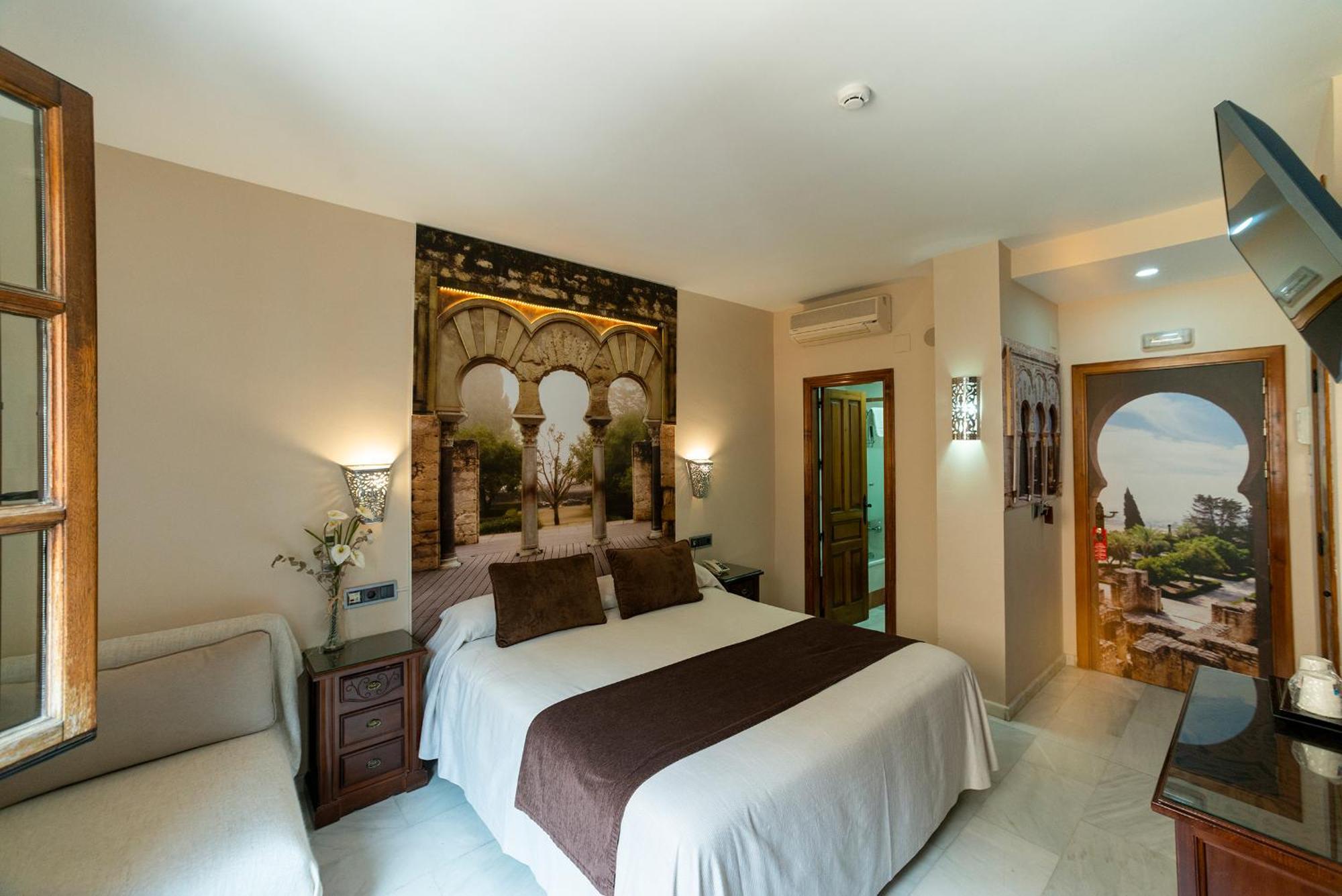 Hotel Mezquita 2*